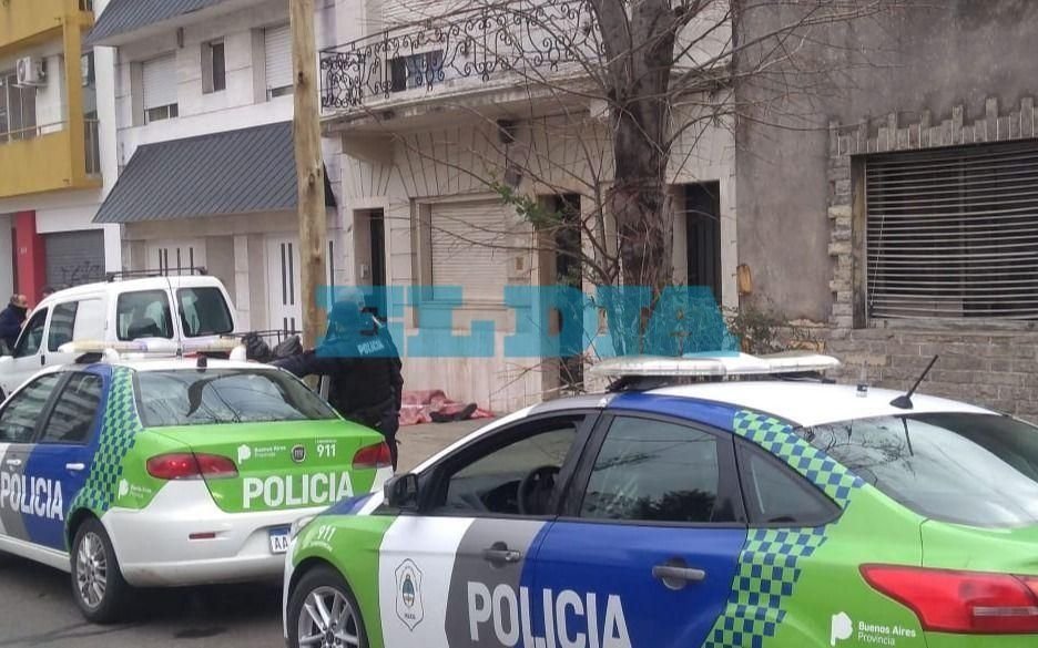 Un hombre murió en plena calle, en 37 entre 7 y 8