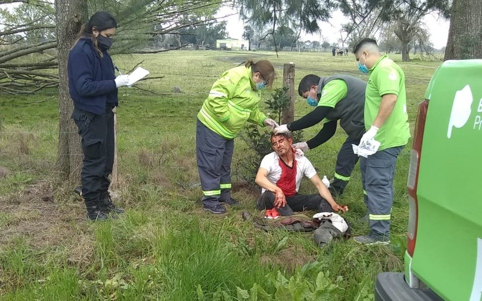 Casi linchan a dos policías sorprendidos robando un cordero en Melchor Romero