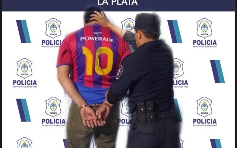 Golpeó a su pareja y se atrincheró en la casa con una escopeta 