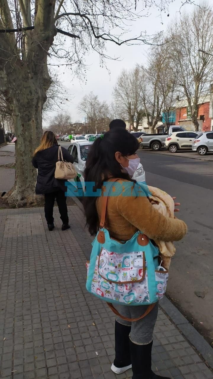Usuarios de la línea 520 reclaman la señalización de paradas de micros en El Mondongo
