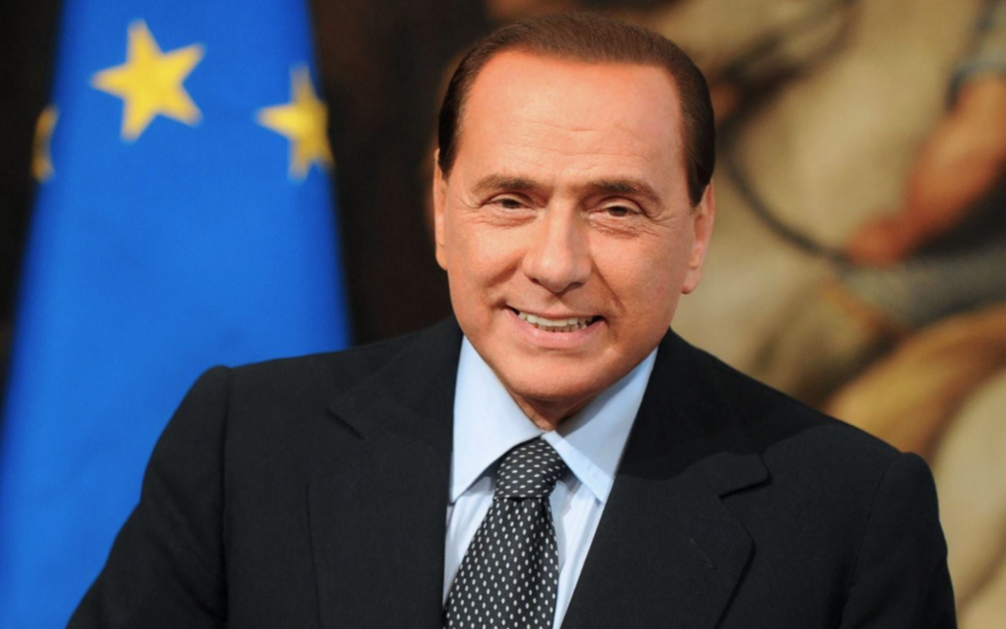 Internado y estable: la salud de Berlusconi tras el positivo de coronavirus