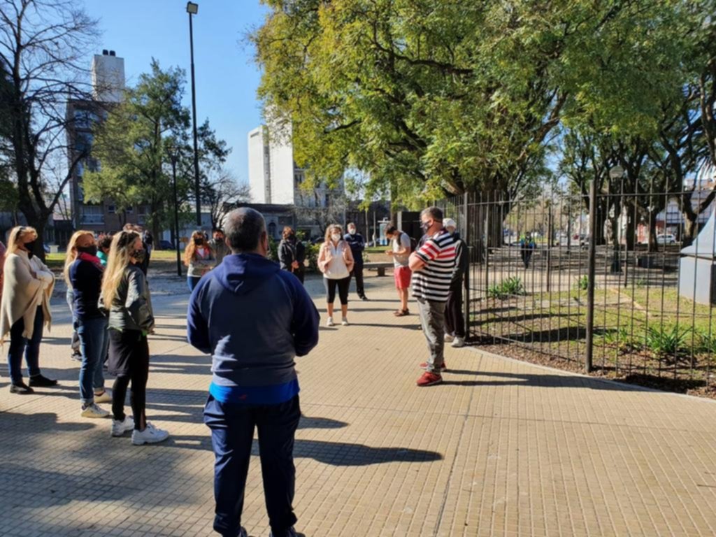 Vecinos movilizados en distintos barrios para frenar la ola de delitos y violencia