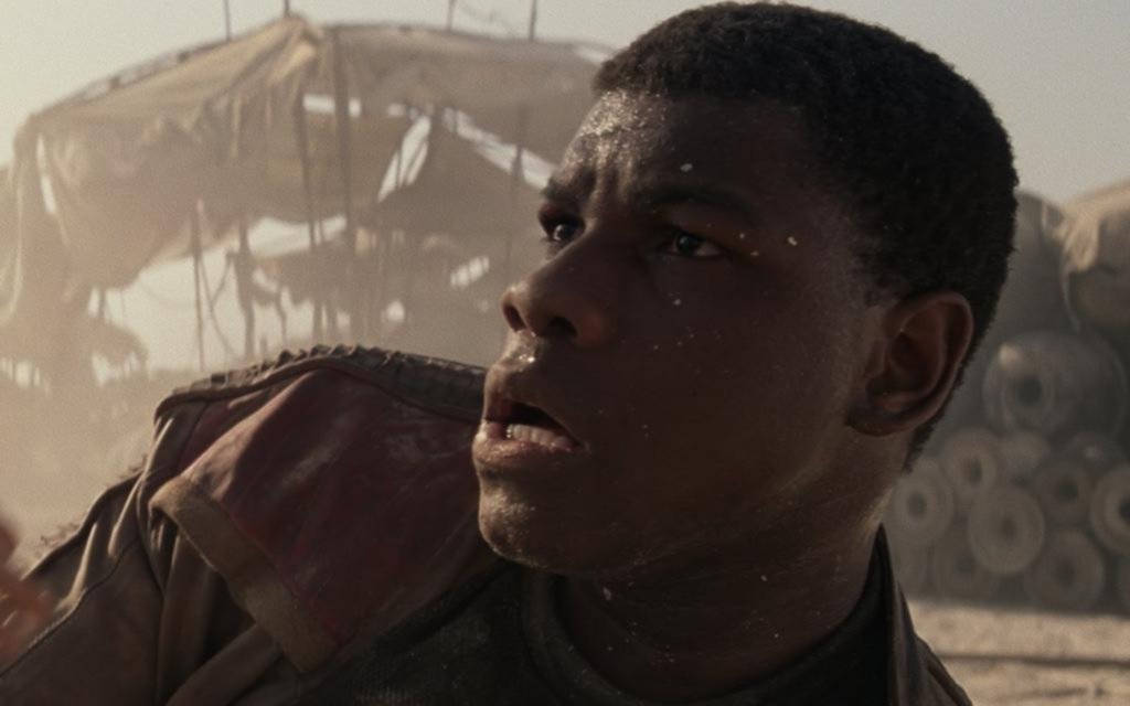 John Boyega acusa a Disney de comercializar a los negros para luego dejarlos en el margen
