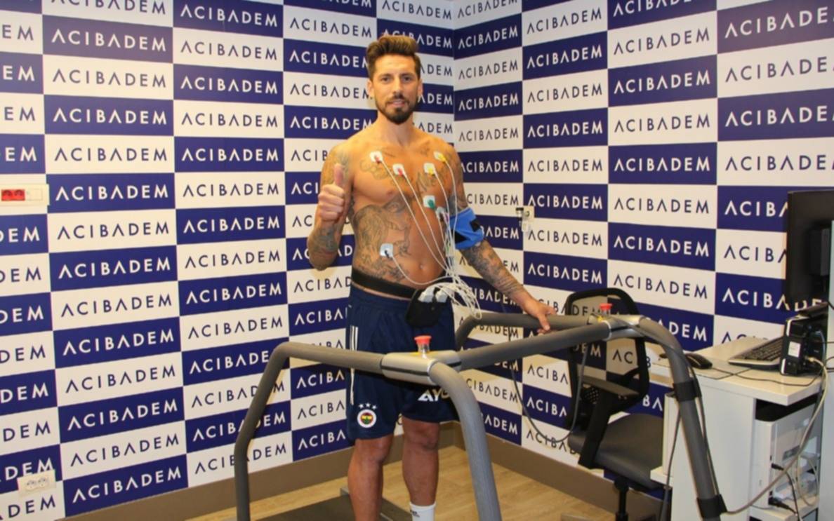 Sosa superó la revisión medica y se suma al plantel de Fenerbahce