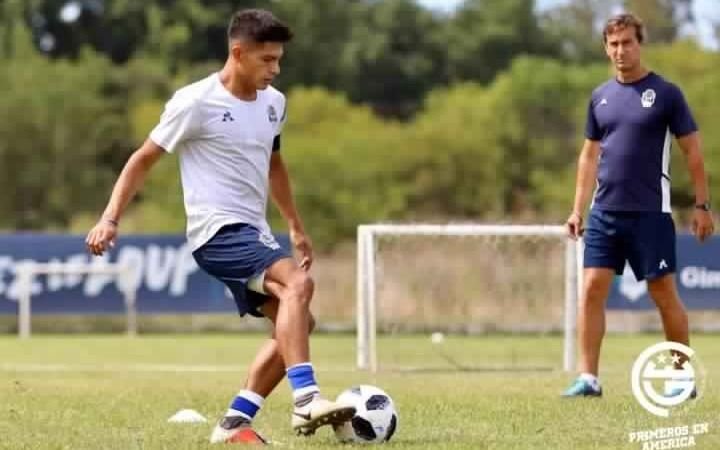 Un jugador de la Reserva del Lobo positivo de coronavirus
