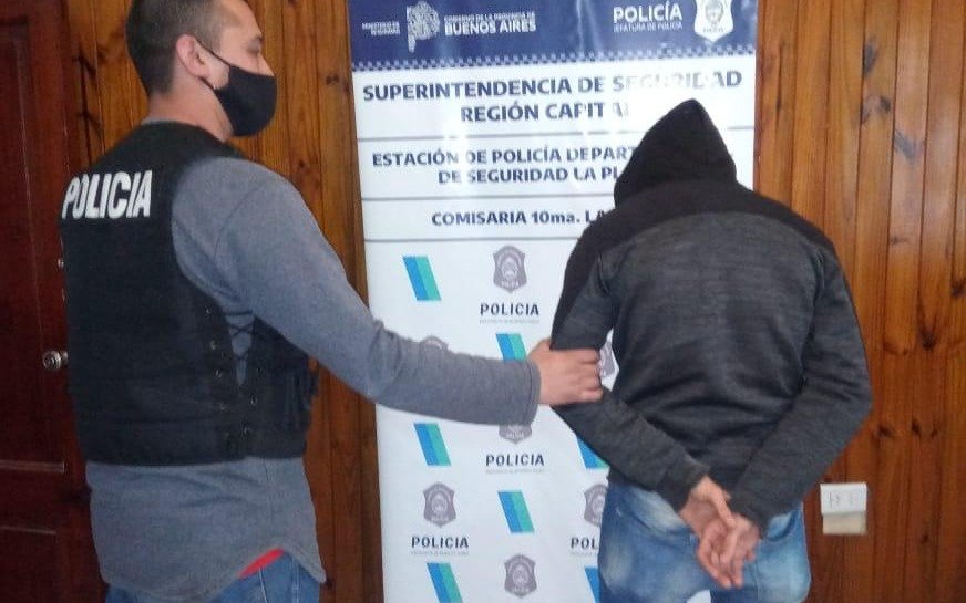 Robó en una peluquería: cayó en City Bell el Joven Manos de Tijera