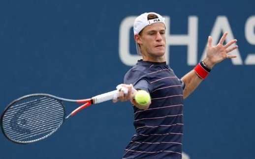 El "Peque" Schwartzman avanza en Kitzbuhel tras pasar algunos sobresaltos ante el local Ofner