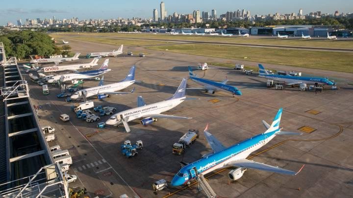 En octubre volverían los vuelos y ya se buscan pasajes