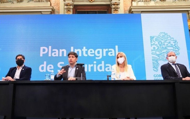 Las dudas y los interrogantes sobre el aumento a la Policía después del anuncio de ayer
