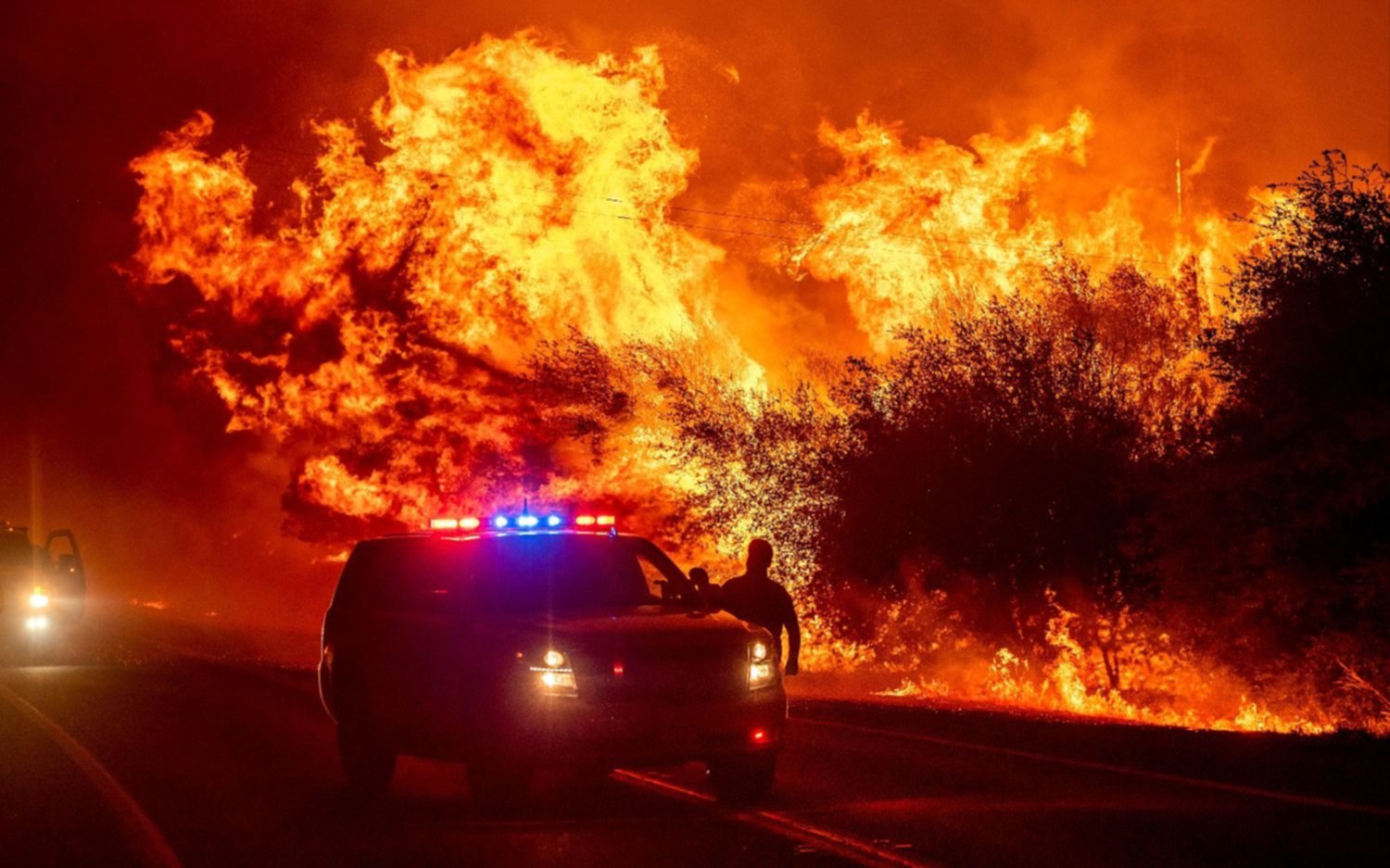 Ya son 15 los muertos y medio millón los evacuados por los incendios en costa oeste de EE UU