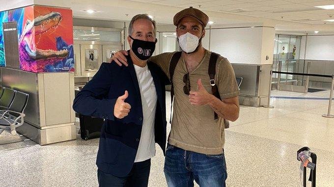 Higuaín llegó a Estados Unidos para firmar en Inter de Miami