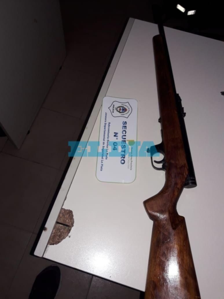 Gorina: con armas de fuego amenazó de muerte a su ex pareja y cayó tras un allanamiento