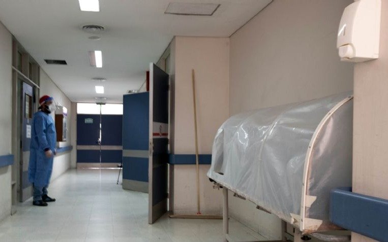 Mendoza: la dieron por muerta por COVID-19 y le hicieron un funeral, pero estaba viva en la clínica