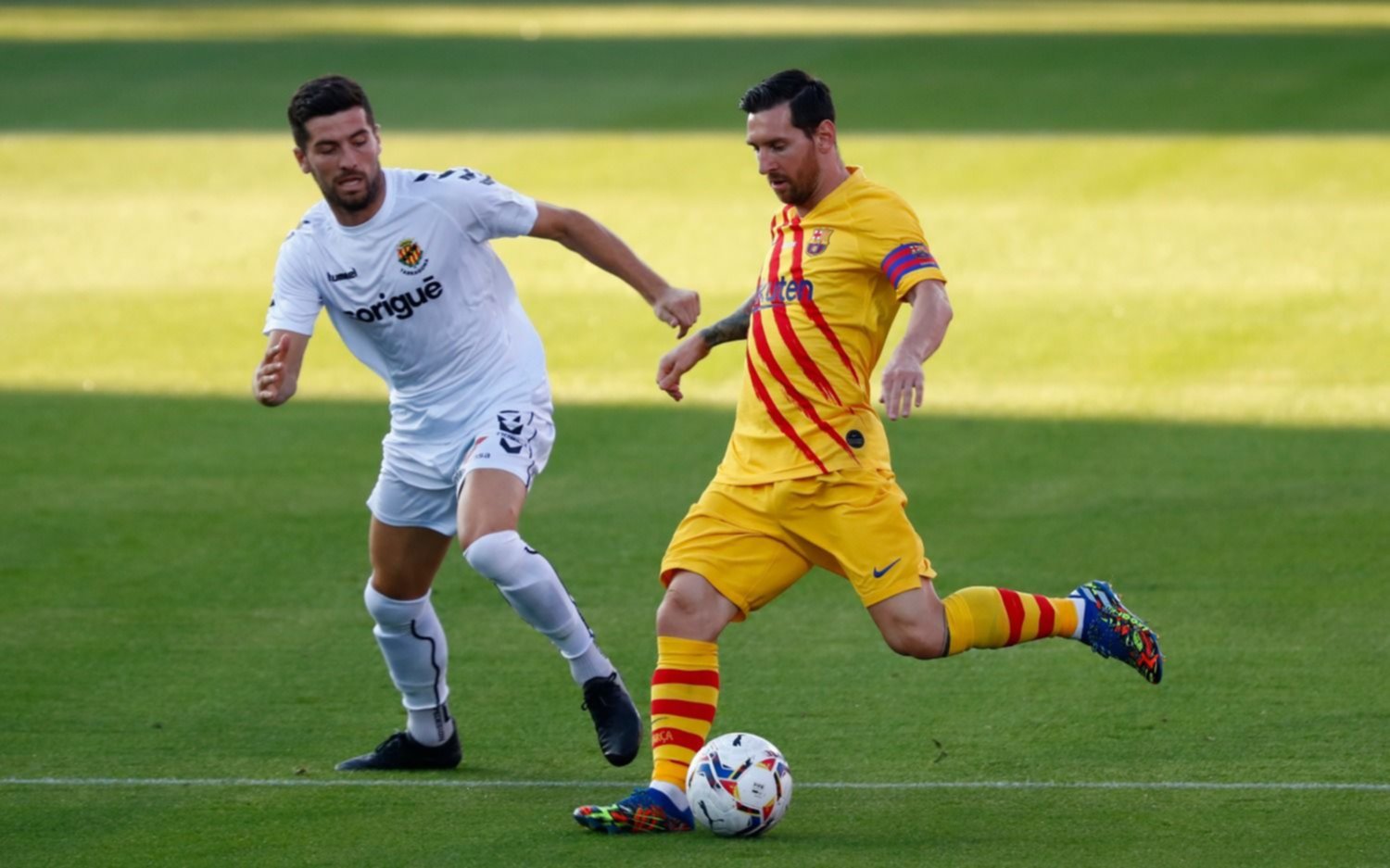 Messi jugó sus primeros 45 minutos tras el revuelo con el Barcelona