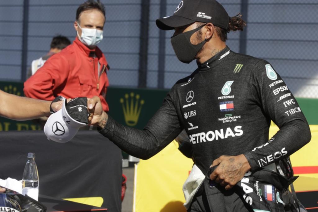 Hamilton adelante y Ferrari llega a mil carreras en su peor crisis