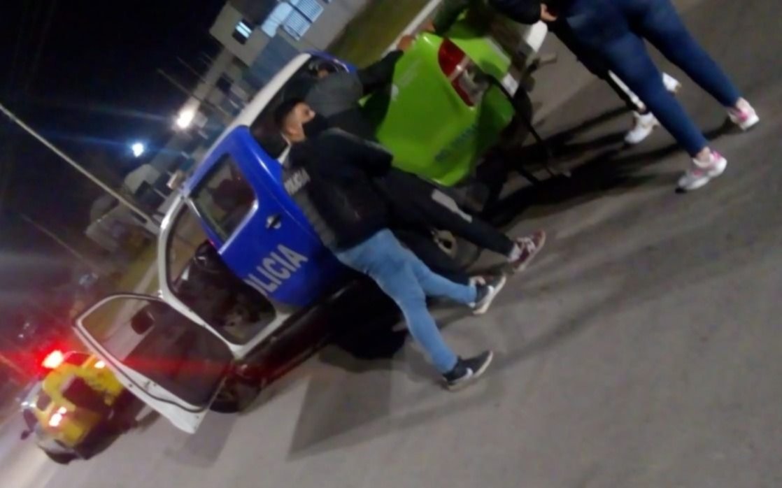 Picadas en plena pandemia en La Plata: la policía secuestró varios rodados
