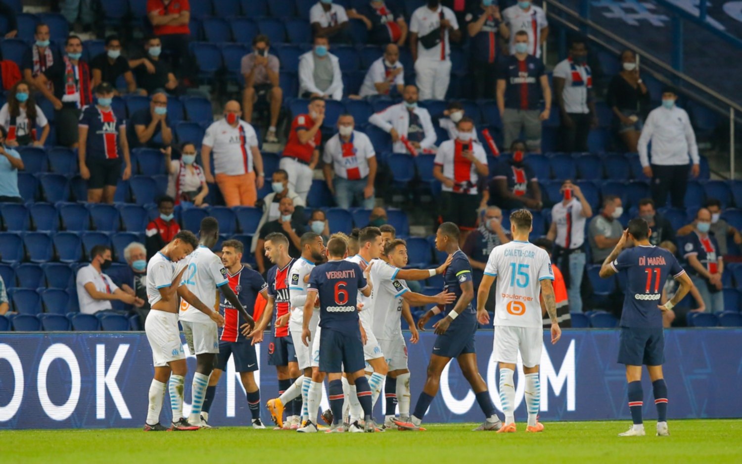 Escupitajo, peleas entre argentinos y racismo: escándalo en la derrota del PSG ante el Marsella