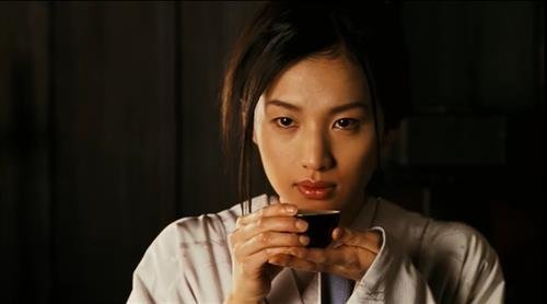 Conmoción por el suicidio de la actriz japonesa Sei Ashina