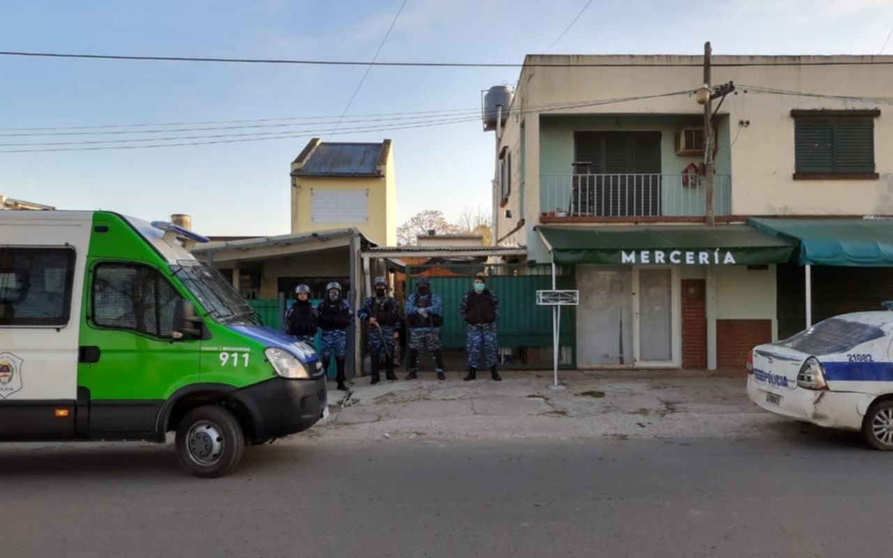 Atacaron en manada a un hombre que defendió a su hijo: todos fueron detenidos