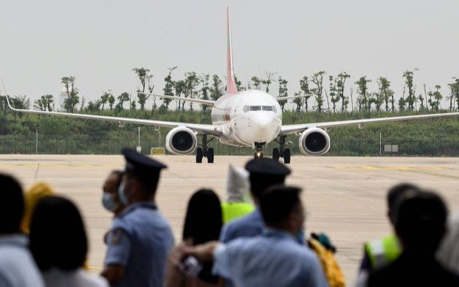Arribó a Wuhan, cuna del Covid, el primer vuelo internacional desde el inicio de la pandemia