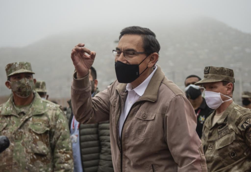El Congreso de Perú vota si destituye al Presidente