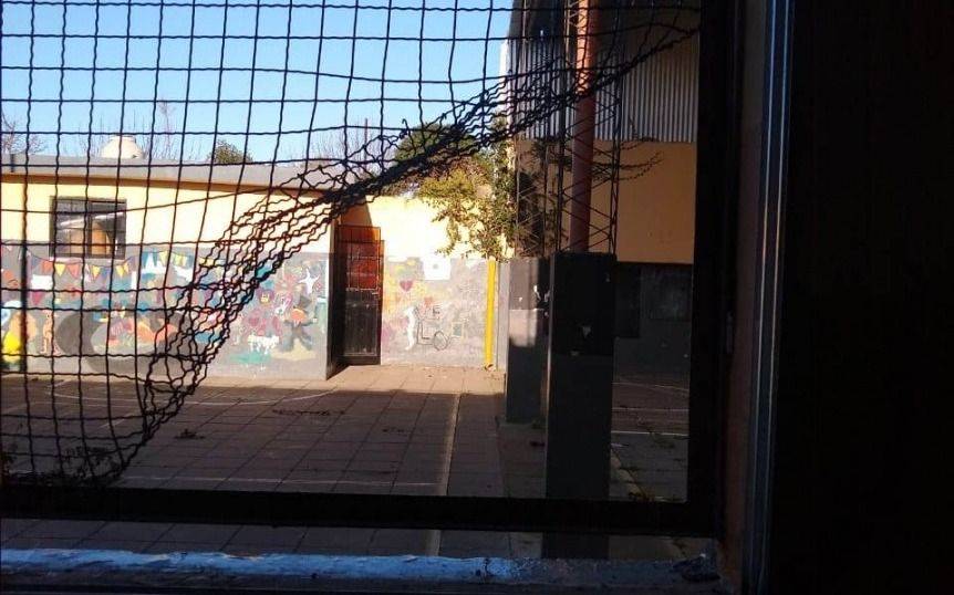 Cuatro detenidos en intento de robar escuela