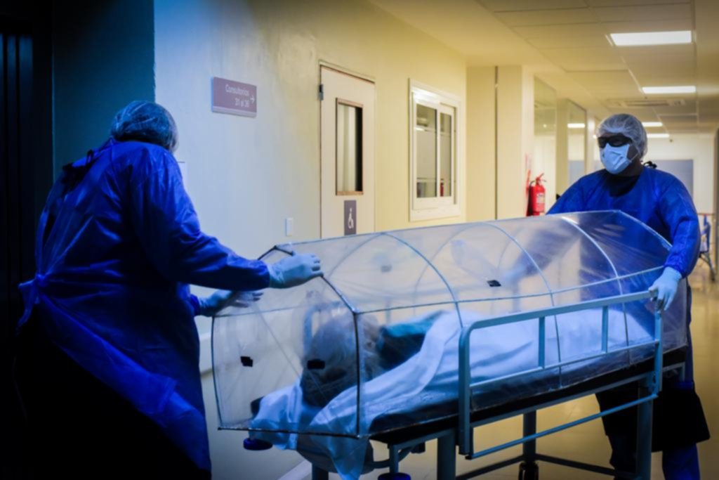 El personal de salud, seis meses en la trinchera más expuesta