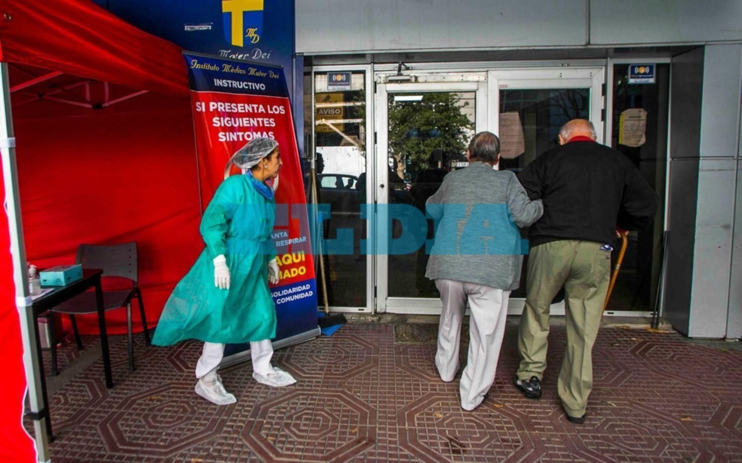 Murió un enfermero en La Plata que estaba contagiado de coronavirus