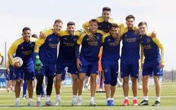 Boca viajó a Medellín, sin Russo y con un par de interrogantes