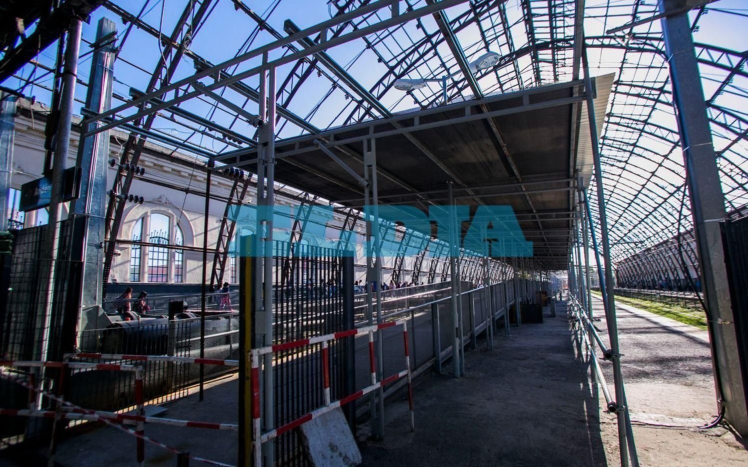 Techo de la estación de trenes de La Plata: después de tres años vuelven a licitar la obra 