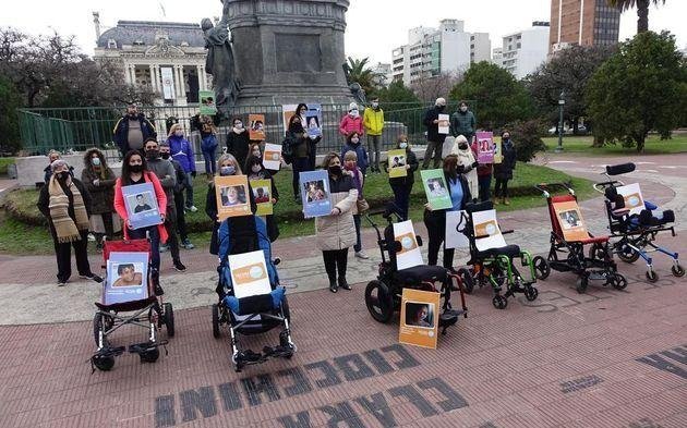 Polémica por la vacunación de los chicos en riesgo