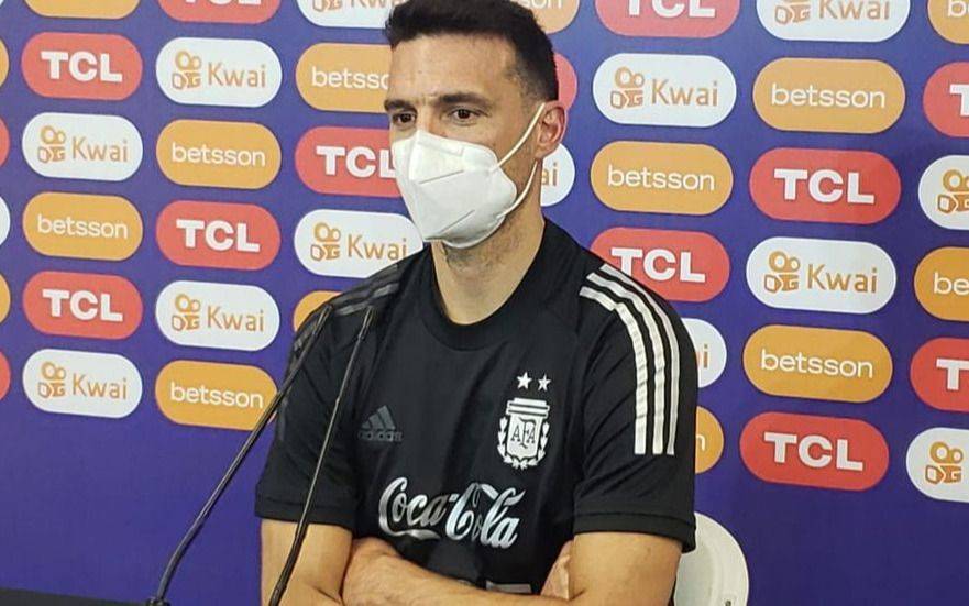 Scaloni y el partido con Brasil: "Lo importante es no dormirse en los laureles"