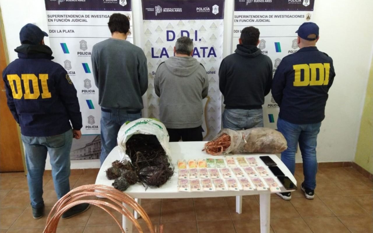 Operativos por compras a “robacables”: tres detenidos y 215 kilos de cobre secuestrados