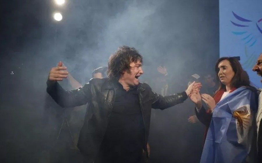 ¡Se pudrió! Milei salió al cruce y arremetió contra La Renga: “Cobraron por cantar en un acto de Cristina...”