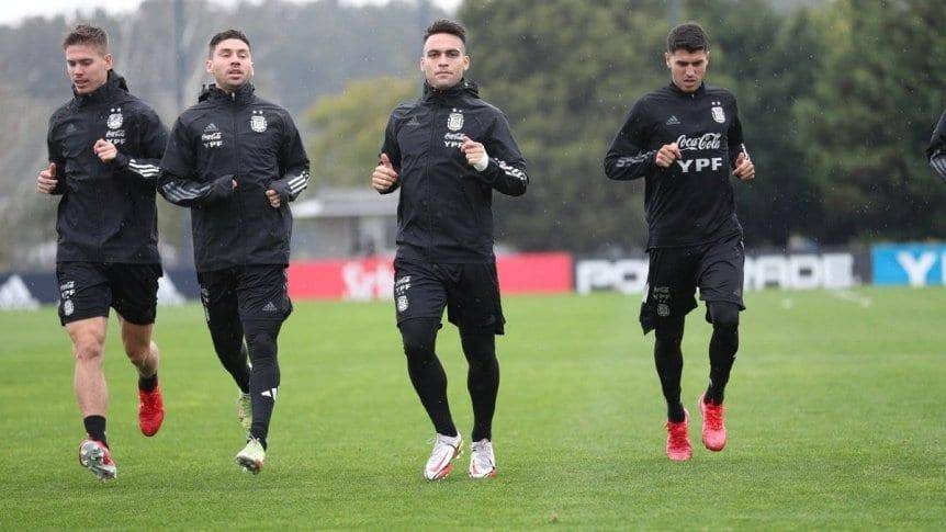 Musso será el arquero, Scaloni debe resuelve dos incógnitas y peligro de brote en el plantel