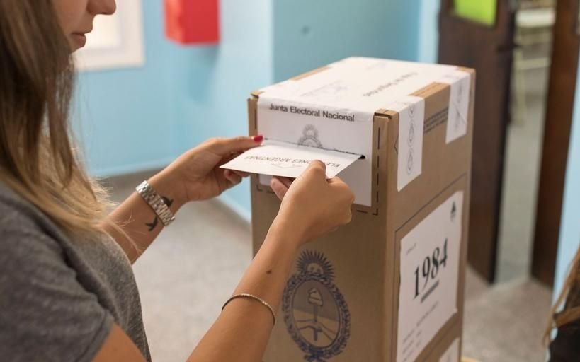 Voto adolescente: una completa guía para los que el domingo votarán por primera vez