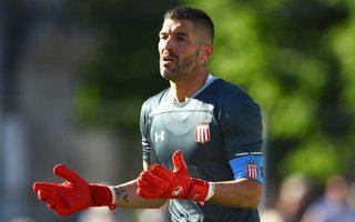 Mariano Andujar, en el Top 10 de jugadores con más partidos en Estudiantes: "Me da orgullo"