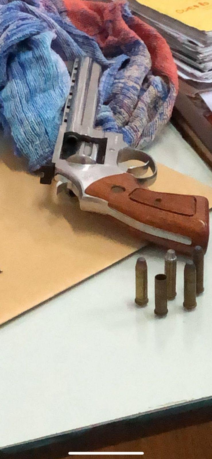 Denuncian una pelea con un tiro en un taller de City Bell: participaron dos rugbiers