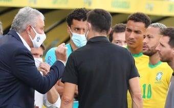 Duro y sorpresivo: Tite le apuntó a la Argentina tras el escándalo del domingo