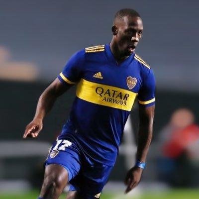 Advíncula se suma a las prácticas y Battaglia evaluará si será titular