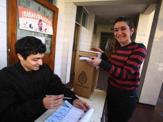 Más de 861 mil jóvenes de 16 y 17 años votarán por primera vez en el país