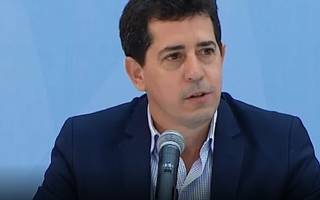 Wado de Pedro: "Podríamos dar los primeros resultados provisorios a las 21 hs, aproximadamente"