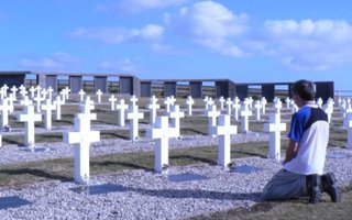 Identifican restos de seis soldados argentinos en Malvinas: "Es un hecho simbólicamente muy importante"