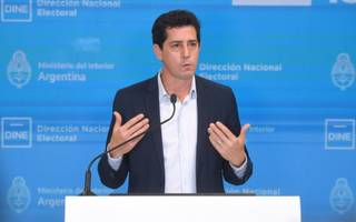 Crisis en el Gobierno: Wado De Pedro y otros siete ministros pusieron sus renuncias a disposición del Presidente