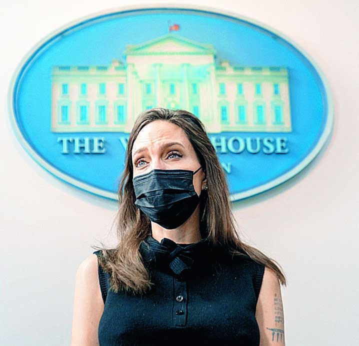 Jolie visitó la Casa Blanca en su lucha por combatir la violencia de género