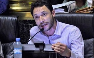 Maximiliano Ferraro: "Lo que estamos viviendo es un claro golpe institucional perpetrado desde interior del Gobierno"
