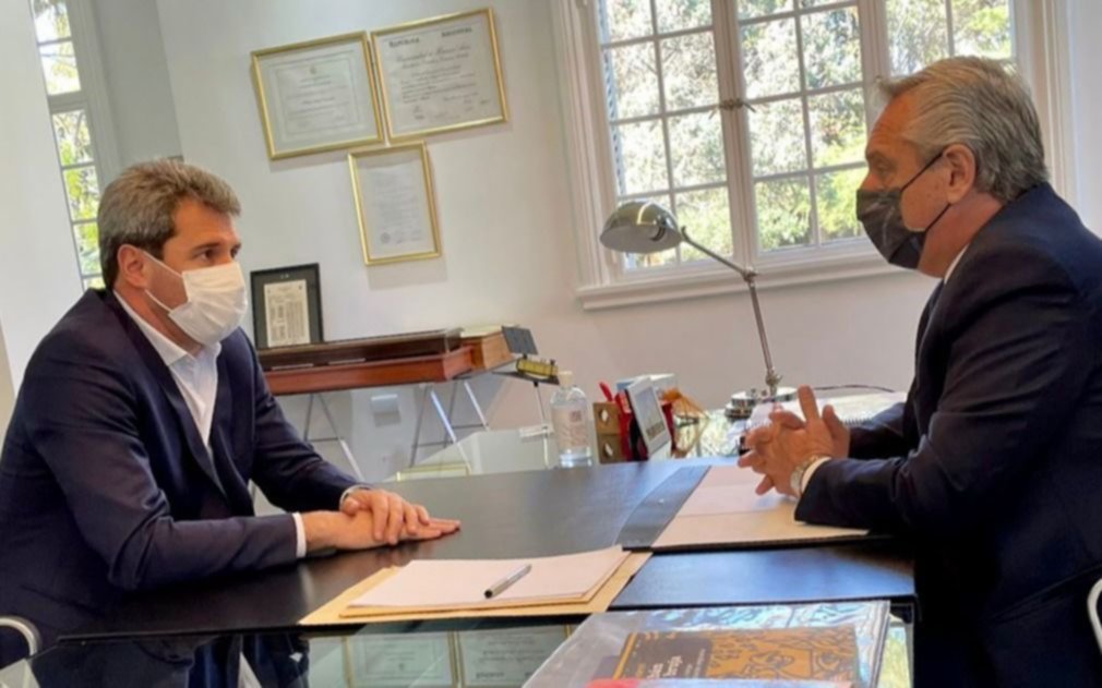 El Gobierno se mueve en medio de la crisis: la foto de Alberto con Uñac y Cafiero en Casa Rosada