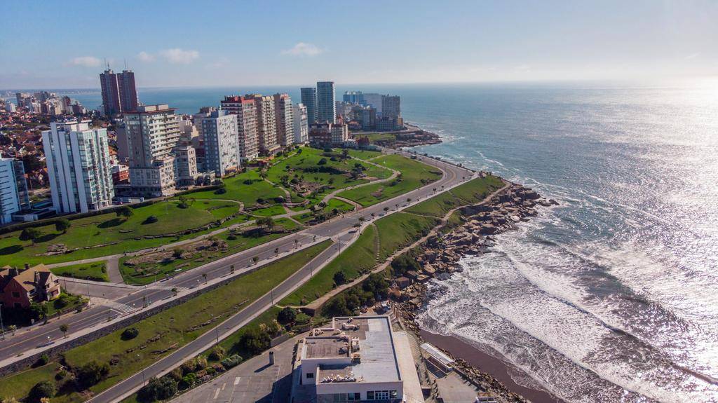 El verano, 40% más caro: Mar del Plata ya define precios