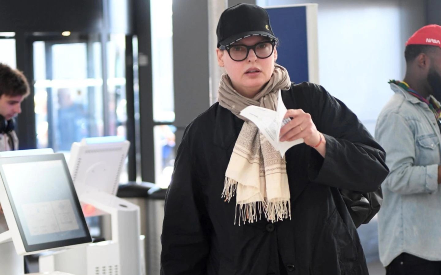 Linda Evangelista, deprimida: reveló estar “brutalmente desfigurada” tras un tratamiento estético