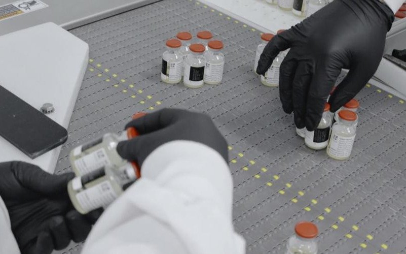 OMS recomendó tratamiento con Regeneron para pacientes no severos de covid-19